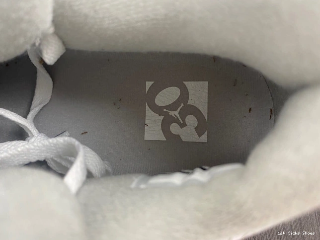 1st Kicks 30th Anniversary 705333-105 4 Laser Retro Jordan 0805